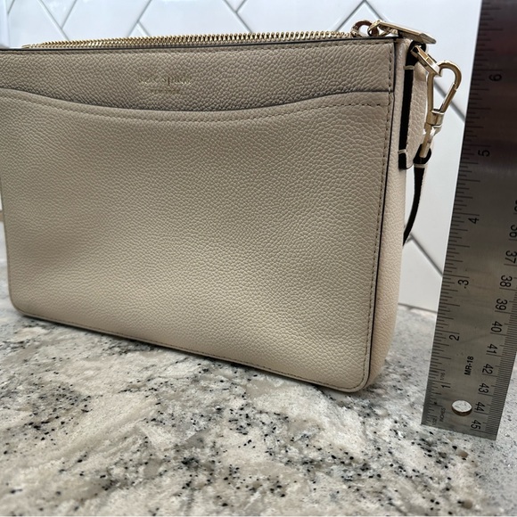 Kate Spade NY Margaux cream leather convertible medium crossbody bag - Picture 4 of 6